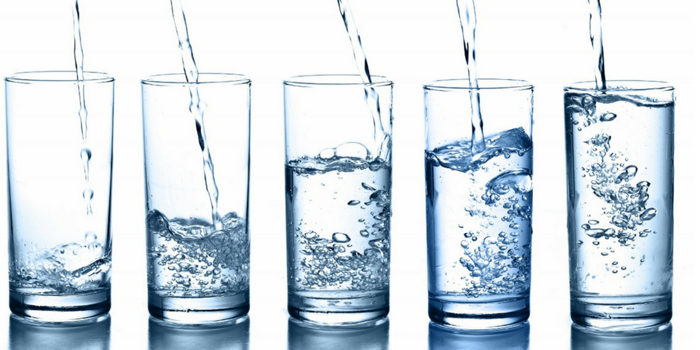 Сколько в день выпивать воды, суточная норма потребления