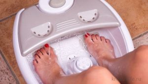 Ванночка для ног: правила проведения и противопоказания