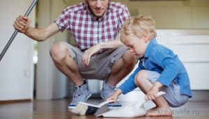 С какого возраста приобщать ребенка к домашнему труду