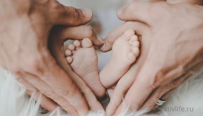 Мама, папа и ребенок, руки и ноги