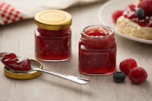 Еда, варенье, баночка счастья